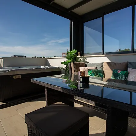 Seaside - Sunrise דירה Kožino