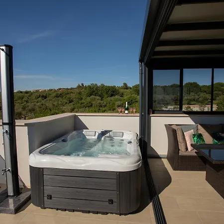 Seaside - Sunrise דירה